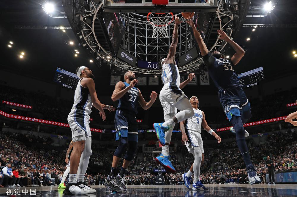 引发球迷广 引发球迷广