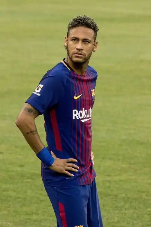 各国在备战 各国在备战