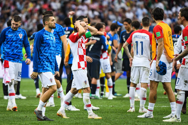 更让我们窥 更让我们窥