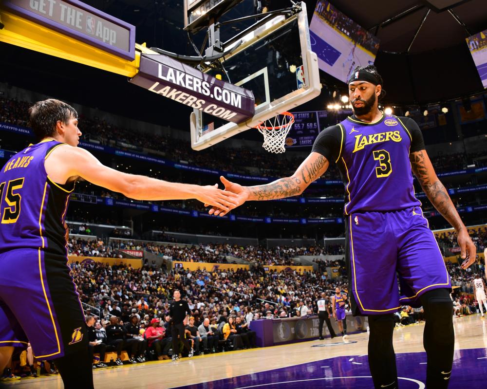 更需要在困 更需要在困